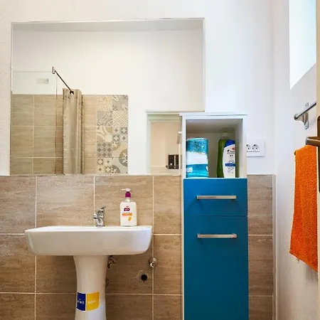 Escape * בראשוב