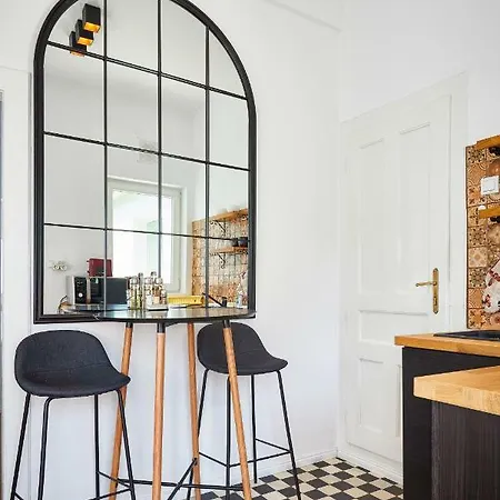 Apartament Escape *